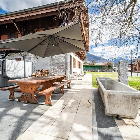 Le Torrent Des Lys Apartment *